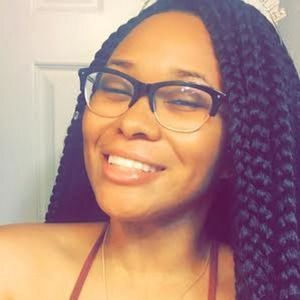 Meet your Posher, Ronni